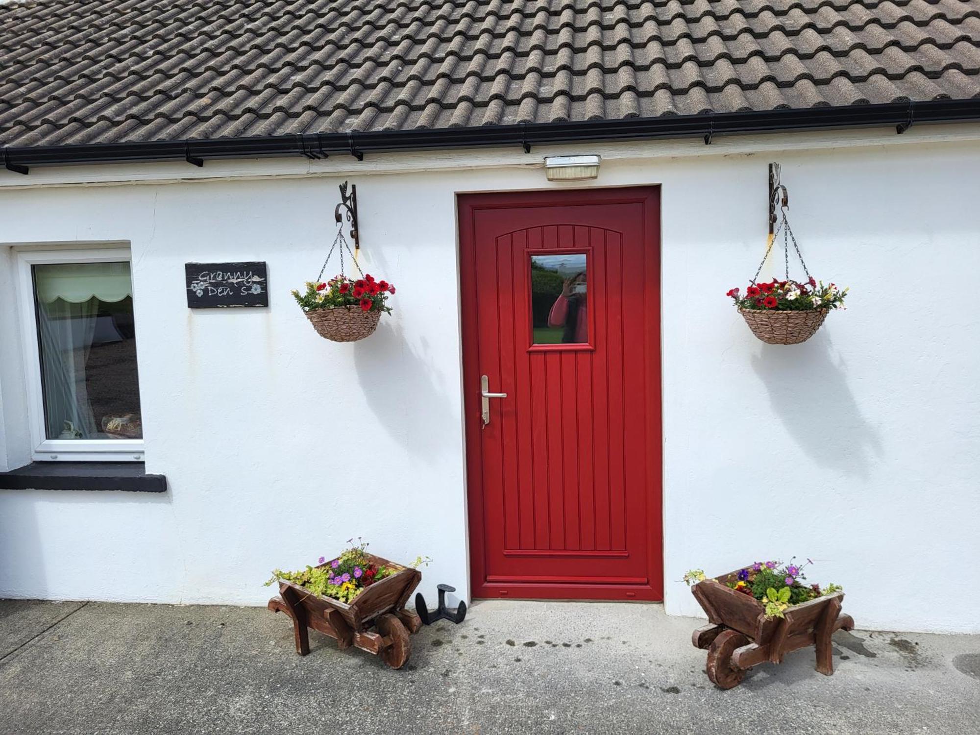 Villa Granny Dens Donegal Town Exterior foto